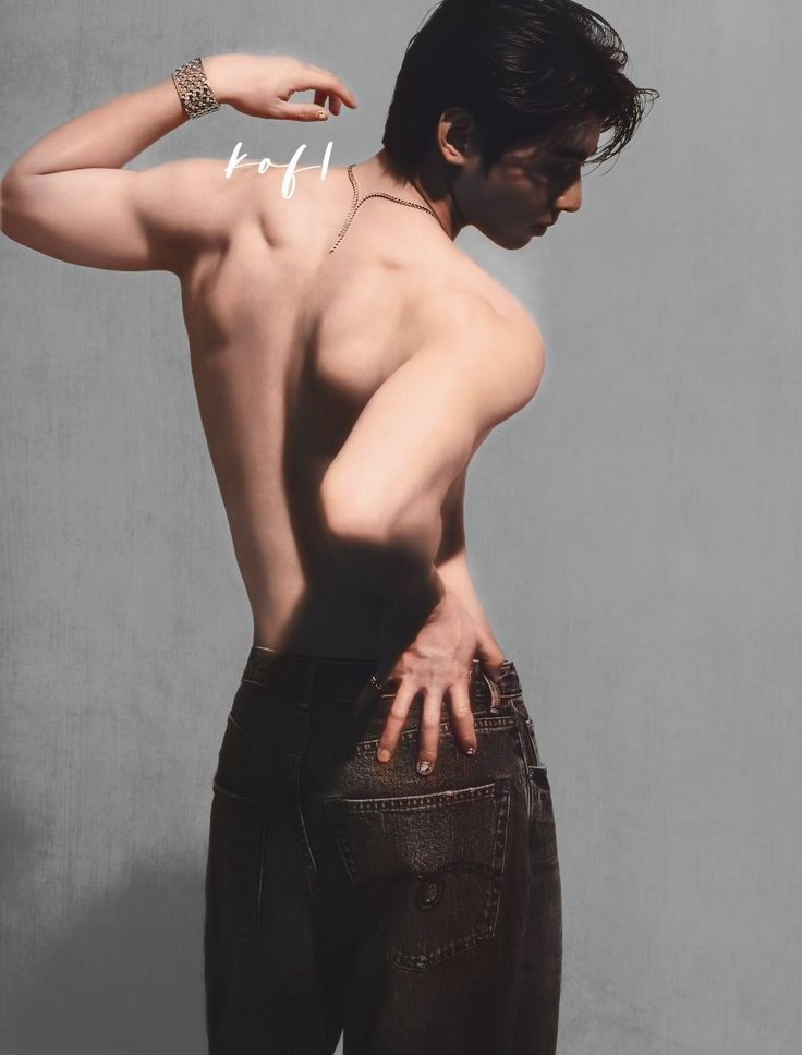 Buenas tardes. 
# SeductiveSunday