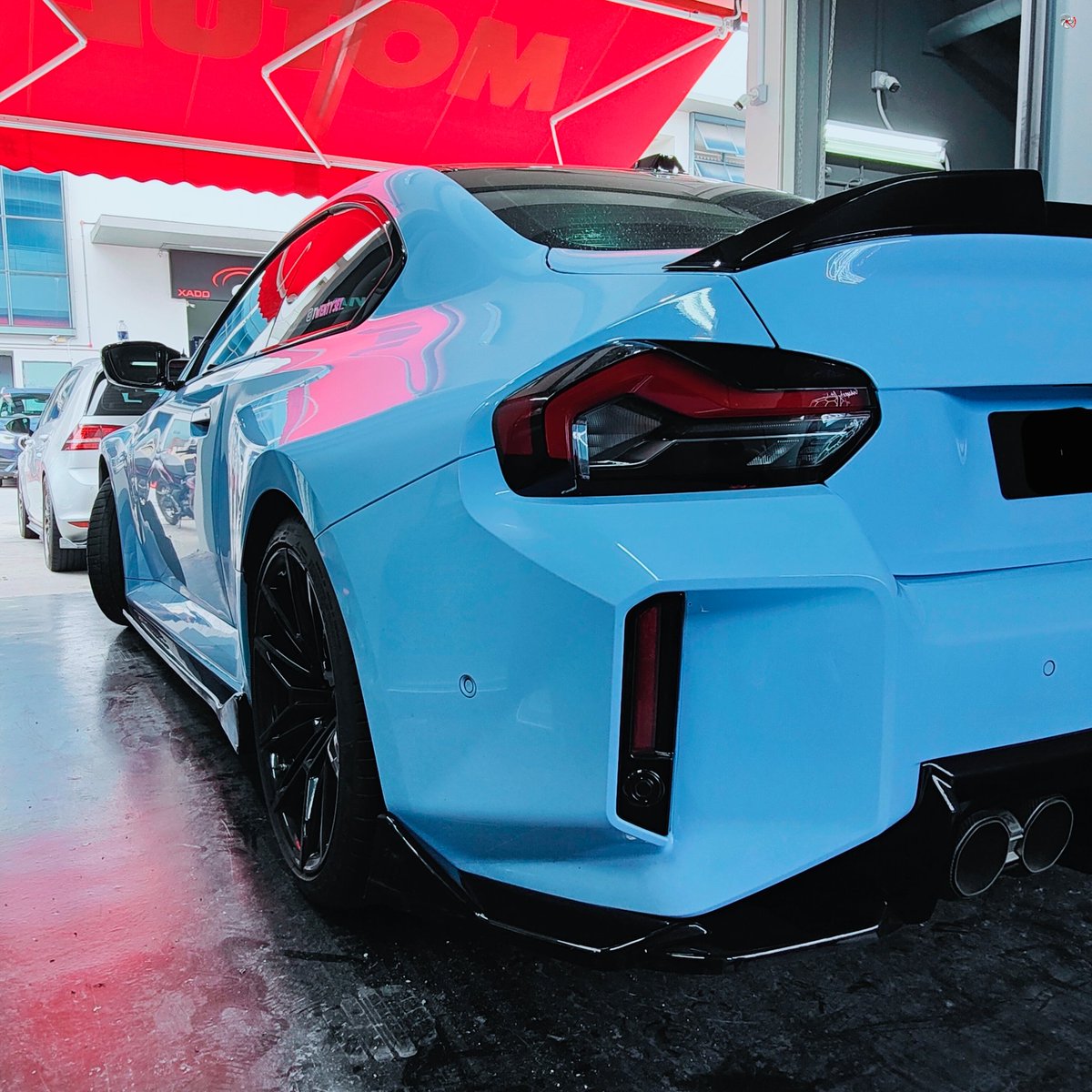 neudinamix's tweet photo. We took this stunning 𝐁𝐌𝐖 𝐌𝟐 𝐆𝟖𝟕 to the next level by installing the sleek and subtle @maxtondesign Maxton Design Bodykit. The transformation is undeniably enhancing the car’s bold aesthetics.

#bmwm2 #maxtondesign #bodykit #BMWMclub #mcos #bmwg87 #cardmods #S58 #s58 #G87 https://t.co/5Eq3F5dItM