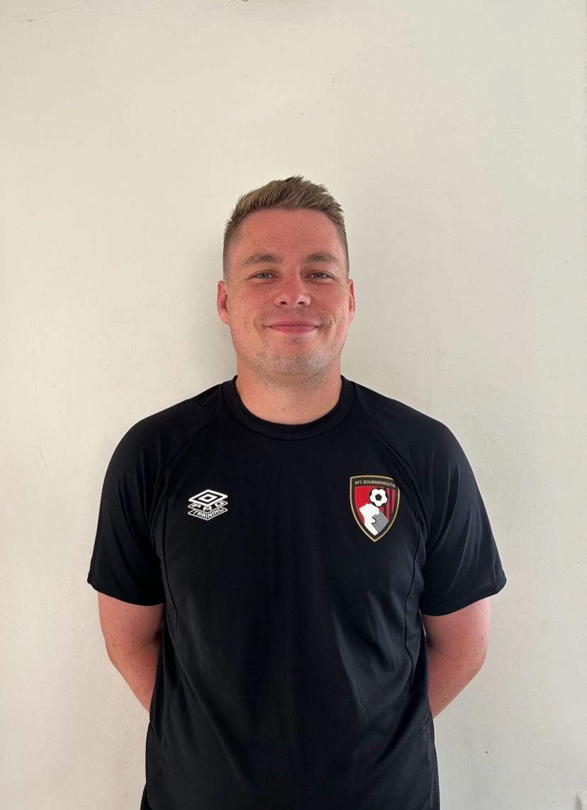 PooleTownFC's tweet image. STAFF UPDATE! (2/2)

We are pleased to announce the appointment of Goalkeeping Coach James Bracking and Performance Analyst James Crickmore!

James Bracking started his career at Gosport’s academy with Joe and Pat and has worked with them at Petersfield Town and Gosport Borough.…
