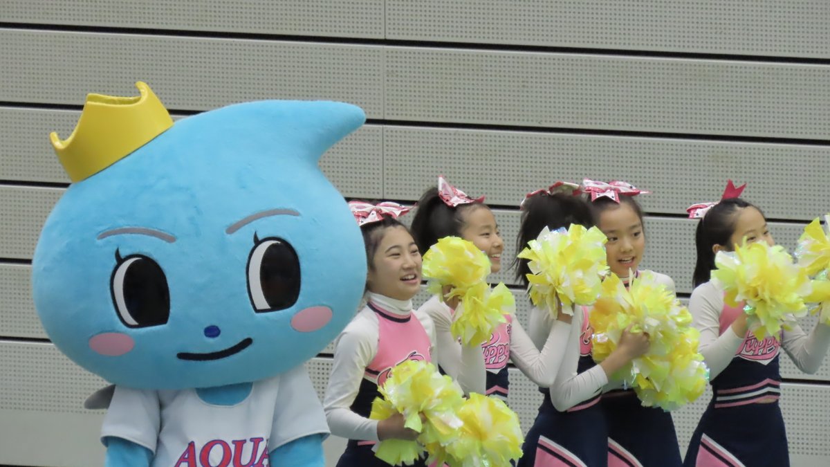 Scorer61529543's tweet image. Puppys。
パフォーマンスの中にアクロバットな動きも取り入れ、更にレベルが上がる。
（2025.1.12　ありそドーム）
#Puppys
#KUROBEアクアフェアリーズ富山