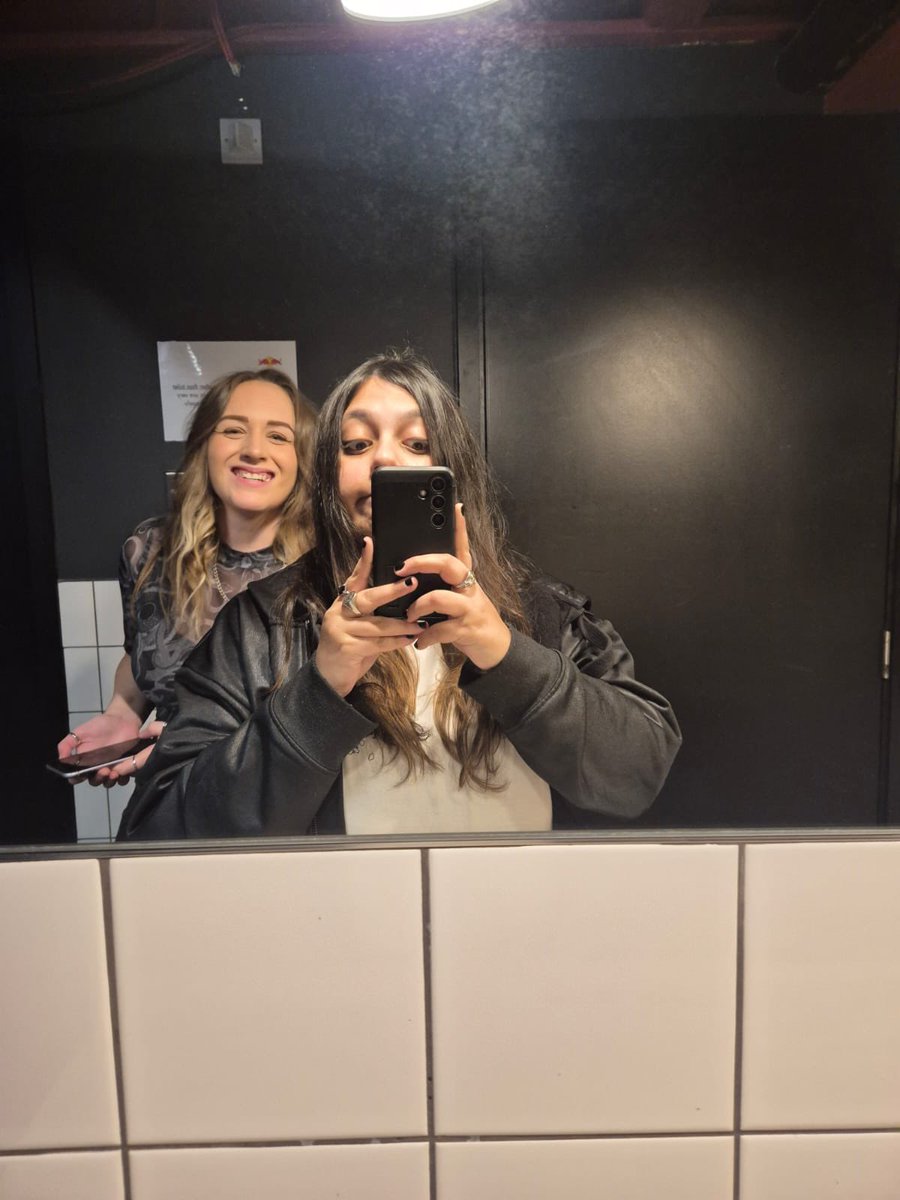 Gabby | RazerUK 💚 🔜Dream Hack Birmingham tweet media