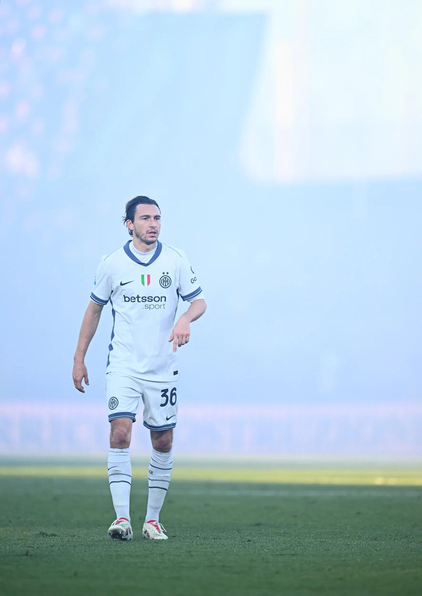 InterClub1908's tweet image. ⚫🔵🐍@SerieA #VeneziaInter 0-1 l'@Inter vince di misura con il gol di #Darmian SEMPRE #FORZAINTER #AMALA #SempreForzaInter #PazzaInter #IMInter #DAZN #InterFans #InterClub1908
Seguite il profilo di riserva @InterClub1908_ 🖤💙