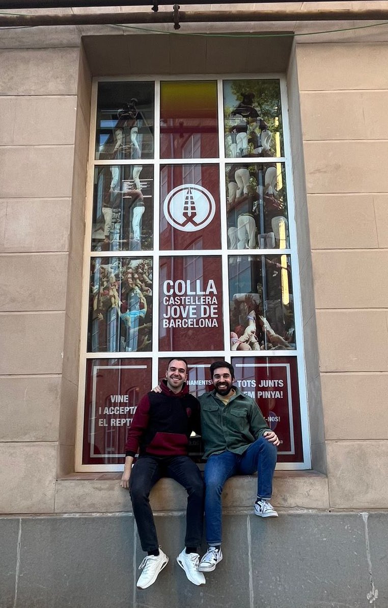 jovedebarcelona's tweet photo. TENIM JUNTA I TÈCNICA NOVES!!

Avui hem celebrat la nostra XV Assemblea General Ordinària i hem escollit al nostre nou cap de colla, la seva tècnica i junta directiva.

Moltes felicitats @mserrus92 (CdC) i @kborrells (Director)!!

Us espera un repte apassionant!!

Sort i encerts! https://t.co/JVuhYzq93k