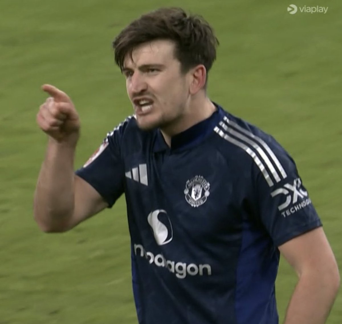 Footballtweet's tweet photo. Harry Maguire calling Kai Havertz a cheat..

This referee has really lost the plot. Maybe VAR isn't so bad after all. https://t.co/frJkFexjKe