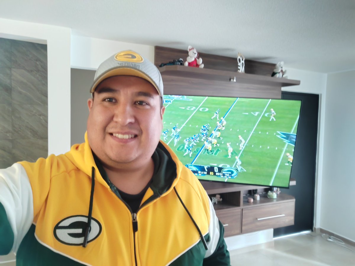 go_pasten's tweet photo. #GoPackGo #FoxImpactoNfl @FOXImpactoNFL
A creer hoy! @FOXSportsMX https://t.co/VxZDDGpFpu