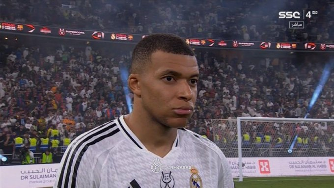 Único que hoy ha estado a la altura del escudo