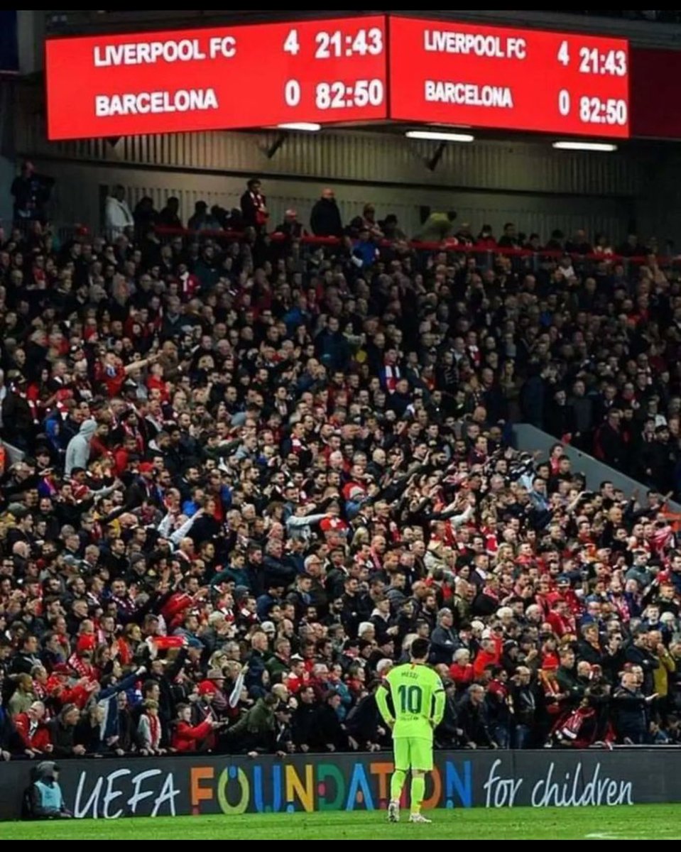 grshellby's tweet image. تذكير للبرشلونيه