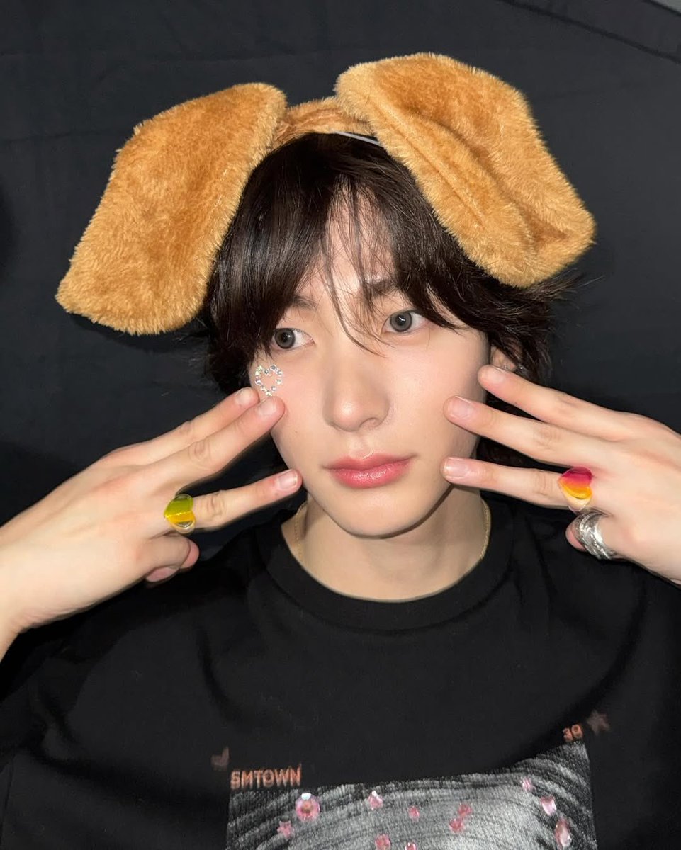 바보 (@antonisbabo) on Twitter photo 