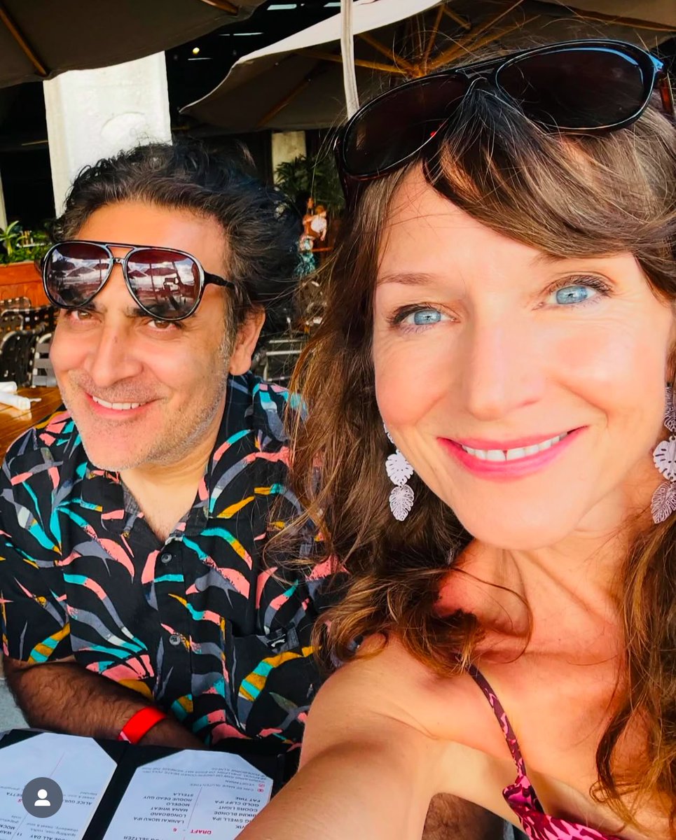 CazNCISHawaii's tweet photo. We really need #NCISHawaii back on our ๐บ
We missing out on this wonderful couple telling their stories ๐ซถโค๏ธ
#WeekendAtErnies #CCsEnergy
#SaveNCISHawaii https://t.co/C73ei935X1