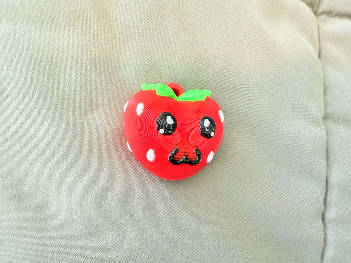 ShawnP43923519's tweet photo. A very cute Strawberry Heart Keychain for any occasion, but definitely perfect for the upcoming Valentine's Day Makes good for a gift bag tag as well

On all major platforms, but also here [https://t.co/Q09pOLqv30]

#3DPrintingModels #3DPrinting #3DPrintingFiles #3dart @Thangs3D https://t.co/rtkVQgYswH