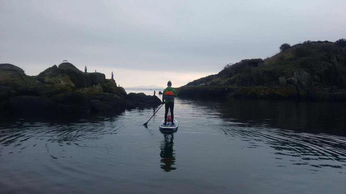 AndyrewScotland's tweet image. They went in search of a desert island...  And found it...  That is until 10 kayaks turned up.