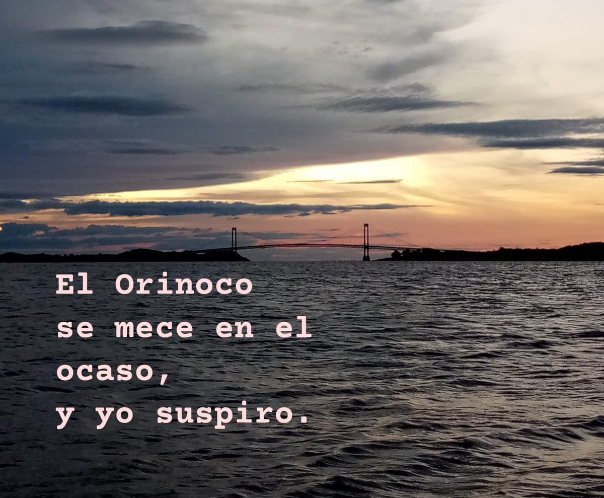 mishaikus's tweet photo. Un ocaso visto desde Ciudad Bolívar, Venezuela. 
#haiku #Venezuela https://t.co/h1U5h0R0zF