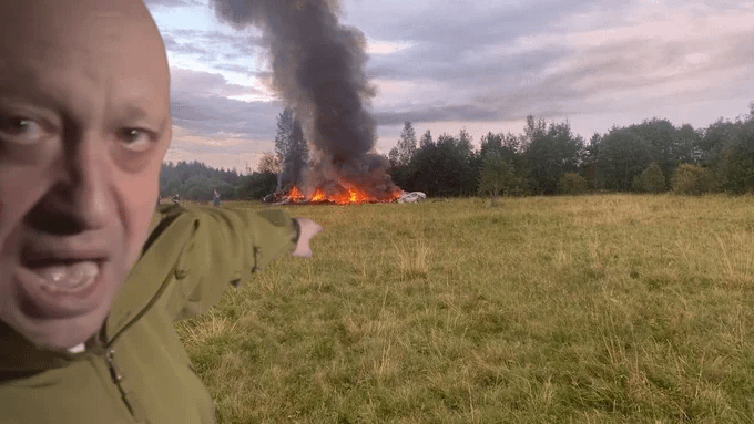 Gimmick accounts breaking character 2 rebooted (@gimmickaccsooc2) on Twitter photo 