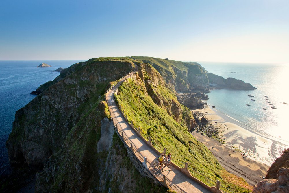 SarkHotel's tweet photo. 🌐 The 2025 assessment report confirms our dedication to maintaining exceptional standards in both service and facilities, contributing to a memorable guest experience at Stocks Hotel in Sark ⭐️⭐️⭐️⭐️
#sarkisland #fourstar #quality #certification @sark_stories https://t.co/JHiH0xkd3D