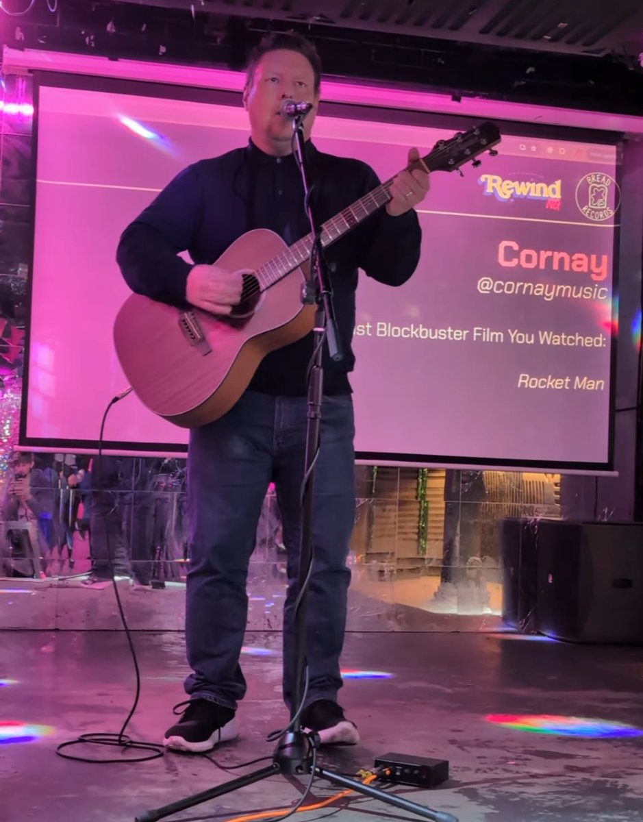 Rewind Bar, Manchester 

12/1/25

#cornaylive #manchester #musicnotnews