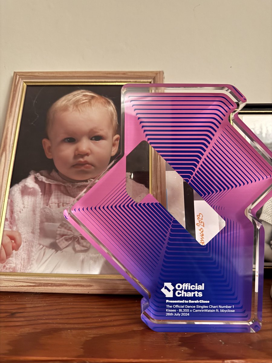 SARAH CLOSE tweet media