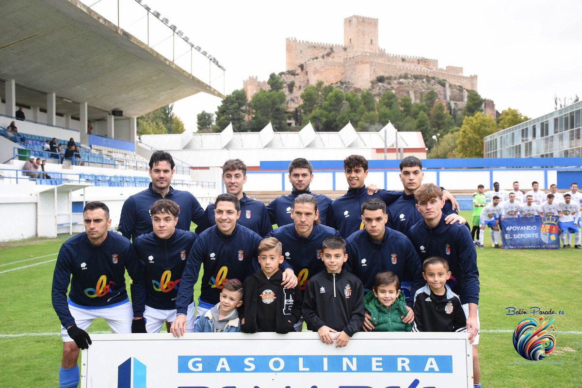 La UD Almansa⚽️💙 cierra la primera vuelta🔒🔄 en puestos de Play-Off🔝
📰 La crónica
🌐 En la web BalonParado. 📱💻🖱
<a href="/AlmansaCiudad/">AlmansaCiudad</a> <a href="/AlmansaPeriodic/">El Periódico de Almansa</a> <a href="/UDAlmansa/">U.D. ALMANSA</a> 
👇🏼👇🏼
balonparado.es/la-ud-almansa-…