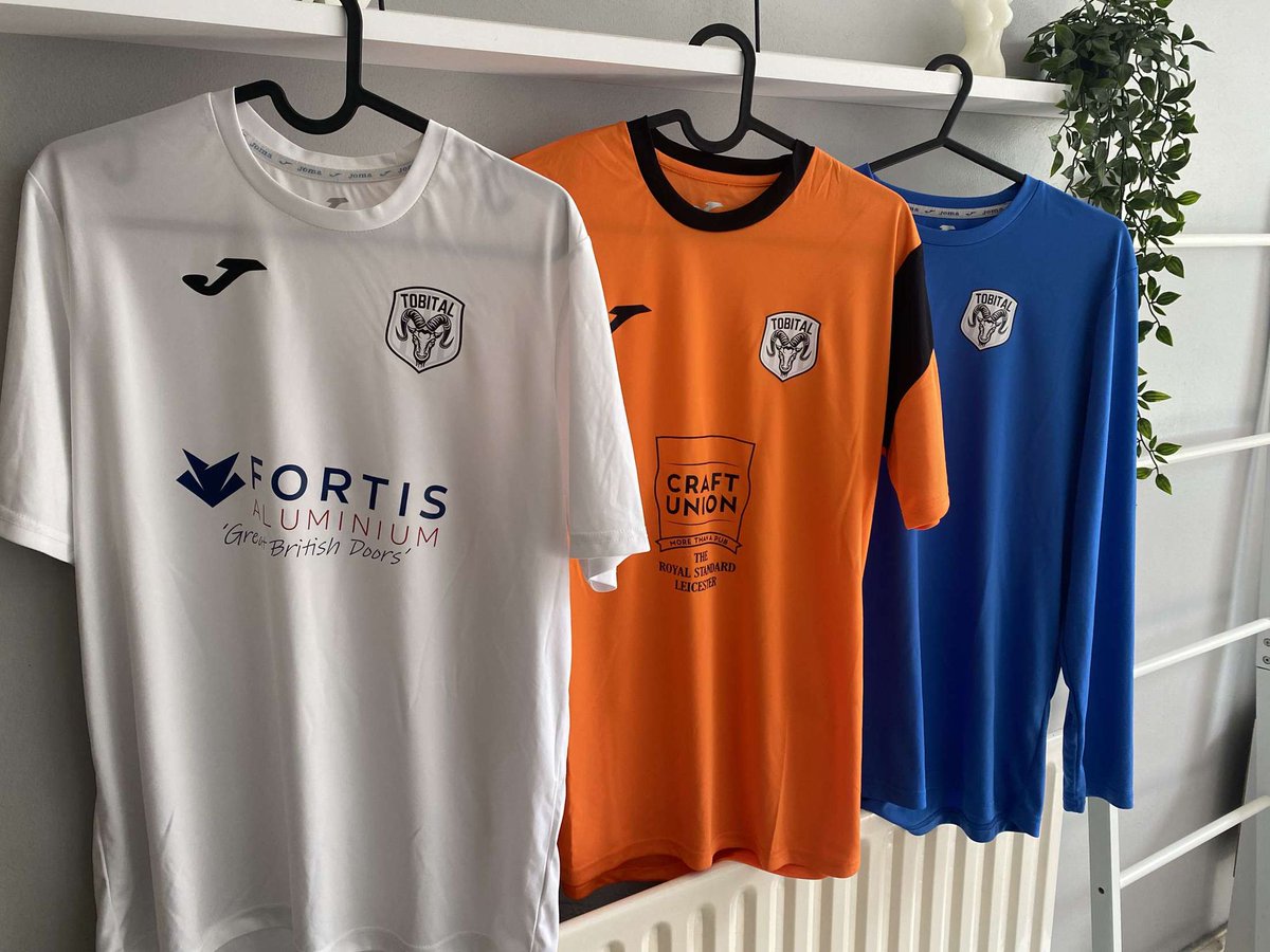 Pryor_Prints's tweet photo. 2 years after printing, still going strong! 💪🏻

Wash your kits properly #Teamwear #KitPrinting #Joma https://t.co/ubn37f5CR3