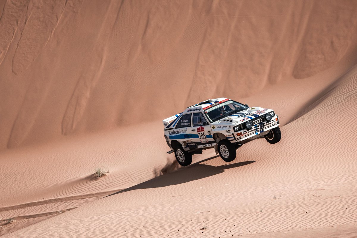 dakar's tweet photo. #DakarClassic has us jumping for joy 🚀

📸 A.S.O. | Murilo Mattos 
#Dakar2025 #DakarInSaudi #BornToDare #TudorWatch https://t.co/kPLpfZYuTD