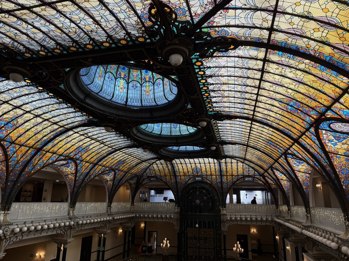 I booked this hotel just for the ceiling!! 

This is Gran Hotel Cuidad de Mexico and its crown jewel is a Tiffany stained glass ceiling featuring more than 24,000 pieces. 

It is one of the 5 largest stained glass ceilings in the world and was designed in 1908. 

#travel