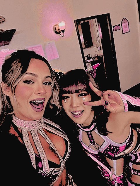 a  short  lived  reunion  with  my  sweet  azm. always  a  pleasure  to  team  with  her.