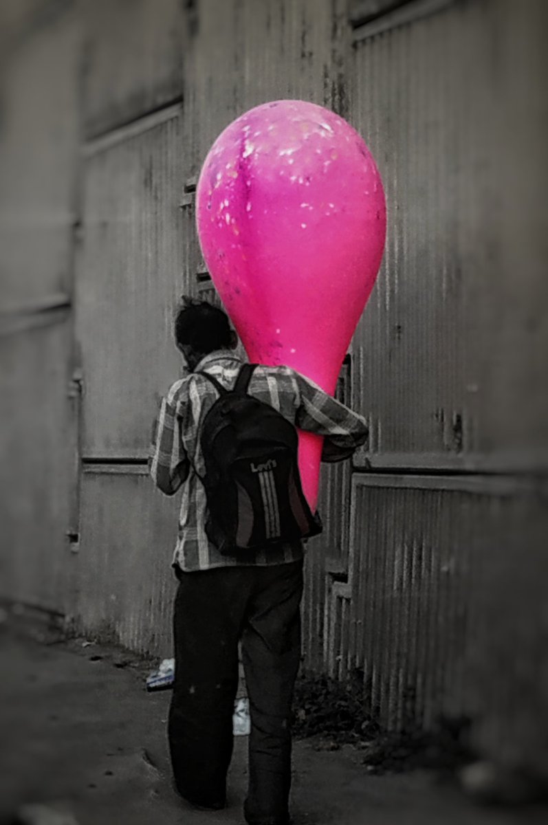 bindasfauji's tweet photo. Alphabet Challenge.
#WeekBforB
B for Balloons
#theme_pic_India https://t.co/eVR2YQFbyw