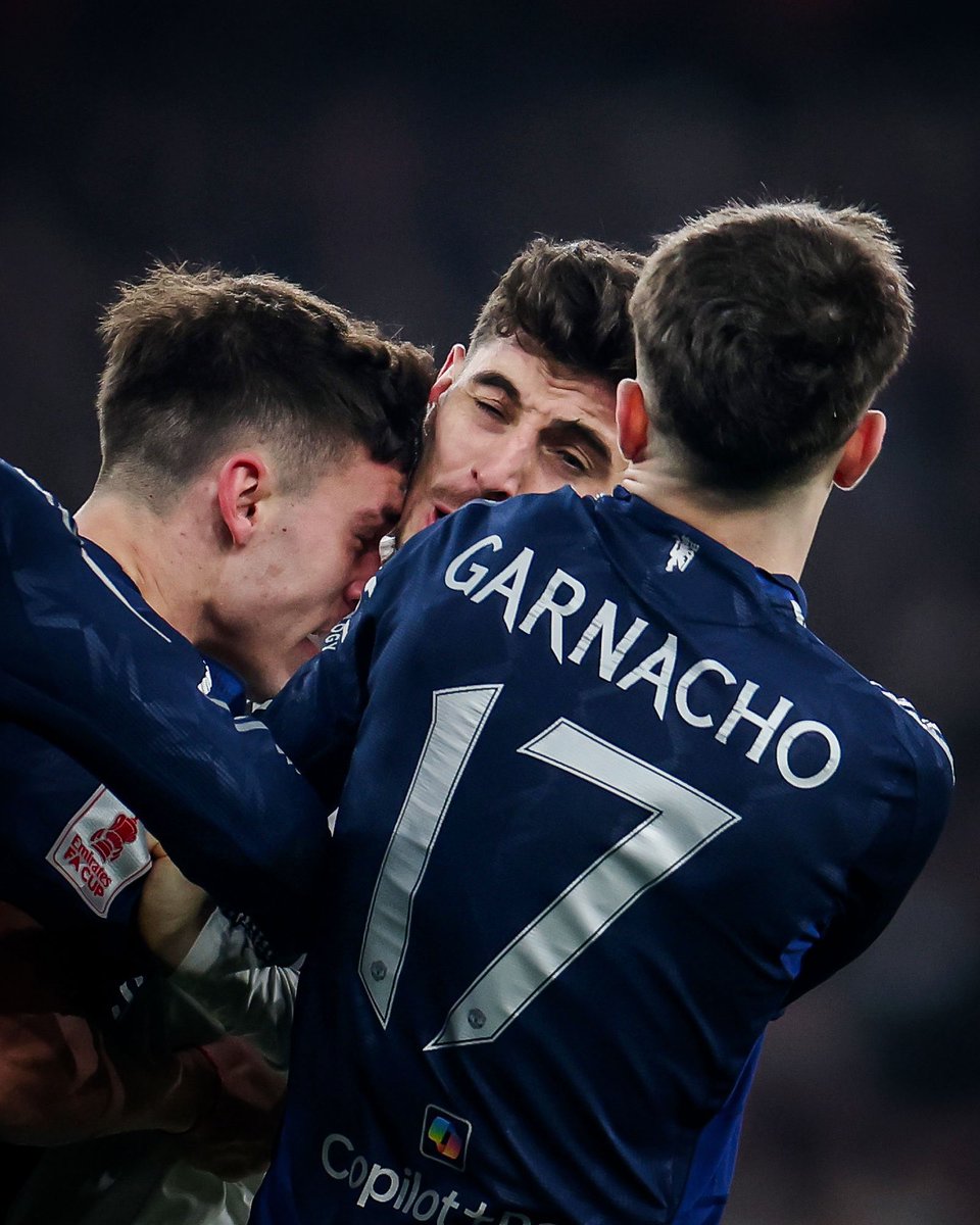 FrankEra_'s tweet photo. WARRIORS. WHAT A F*CKING PERFORMANCE. LETS WIN THIS. https://t.co/J4r5FhsDKk