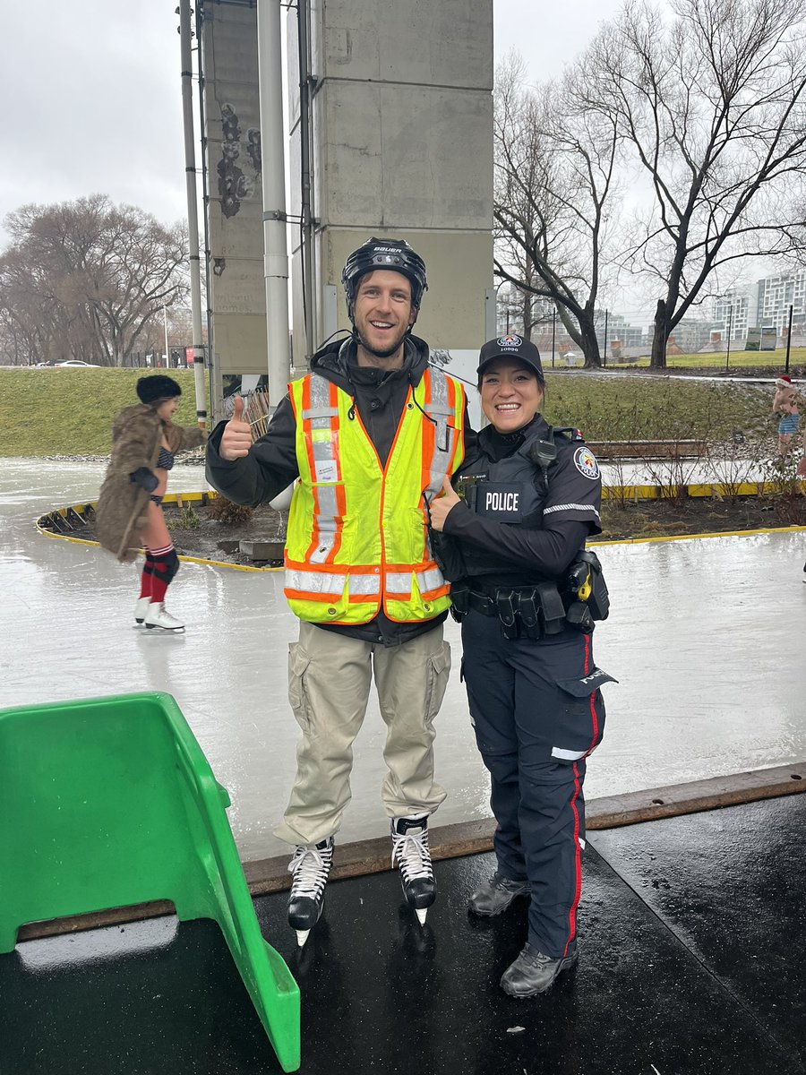 Neighbourhood Officer Amanda tweet media