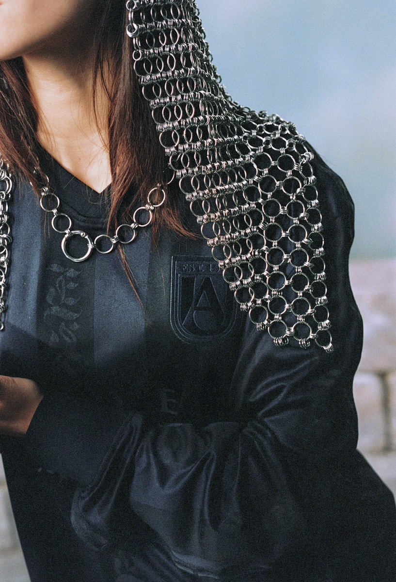 Outlander Magazine tweet media