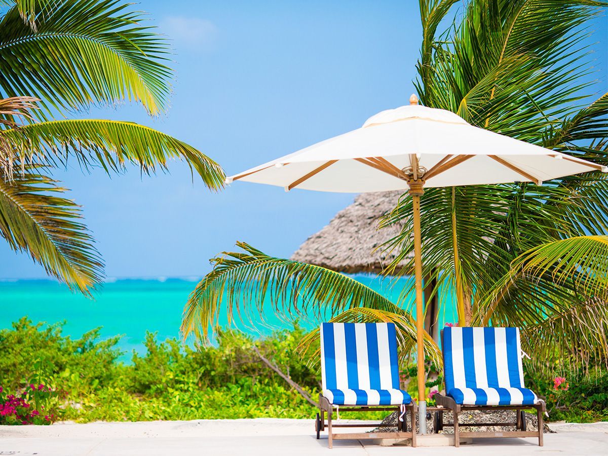 Going away on vacation? The Romeoville Police Department can check on your home while you are away to make sure it is secure. Fill out the Vacation Check Request form at least 48 hours before you leave: buff.ly/2FASsm1. <a href="/Romeoville_PD/">Romeoville Police</a>