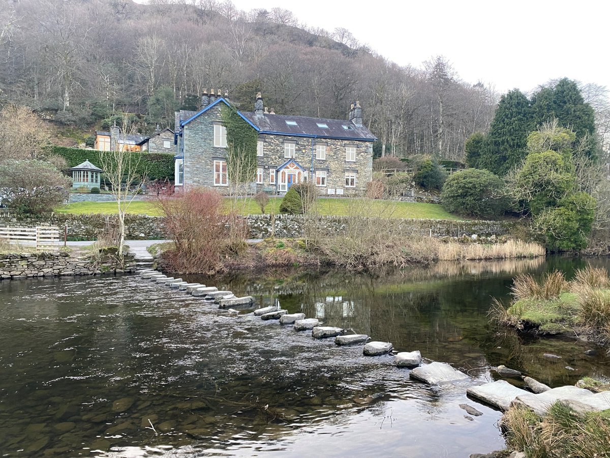 WeAcceptPets's tweet photo. ๐ก๐พGarden Cottage and Mallards Cottage at Stepping Stones are finished to a high standard, providing a cosy retreat where you can relax & unwind with your canine companion.
Accepts ๐ถ ๐
https://t.co/tV4MXJob2c
#PetFriendlyHolidays #ExploreTheLakes #RydalRetreat #Countryside https://t.co/eqZ9QLFLlq