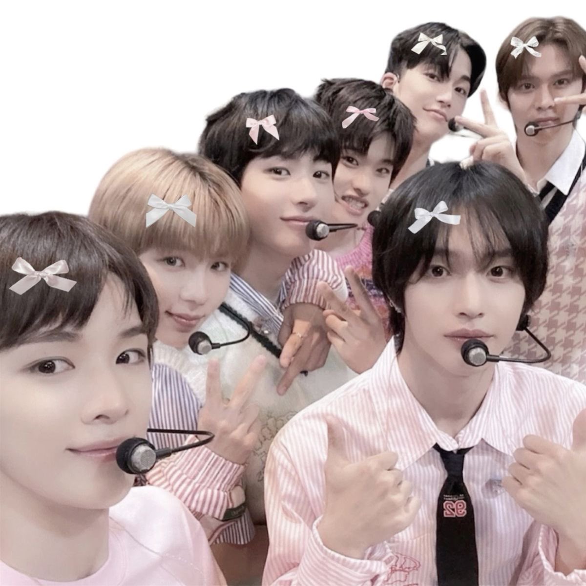 molang033's tweet photo. 원래 7명 https://t.co/fEhA2bNxnh
