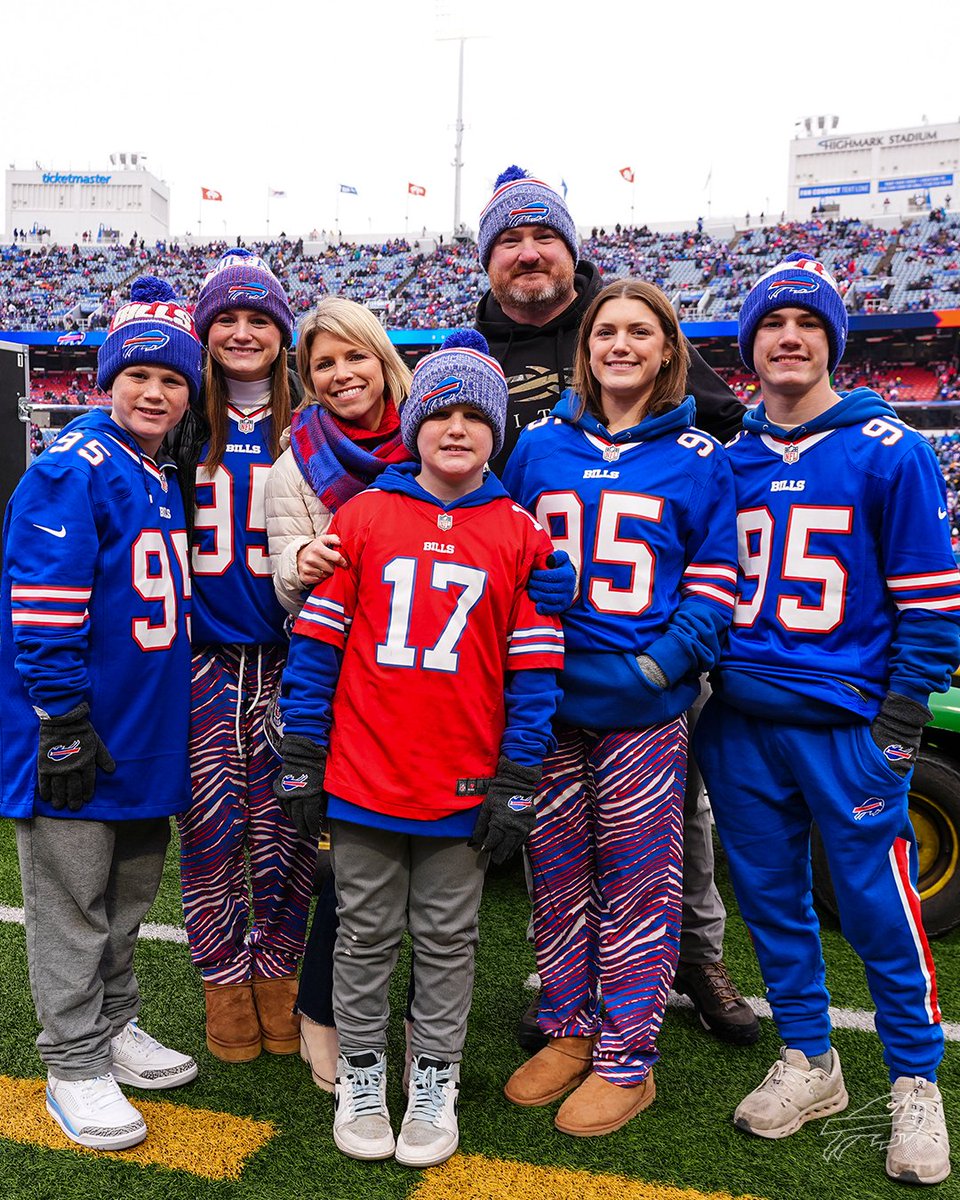 Welcome back, Williams Fam! 🤗

#GoBills | #BillsMafia