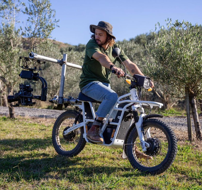POV: You’re a filmmaker and your UBCO 2X2 is your studio on wheels. 🎥

Read the case study: l8r.it/4fkQ

#Filmmaking #DIY #CameraRig 📷️ @studiobutternz