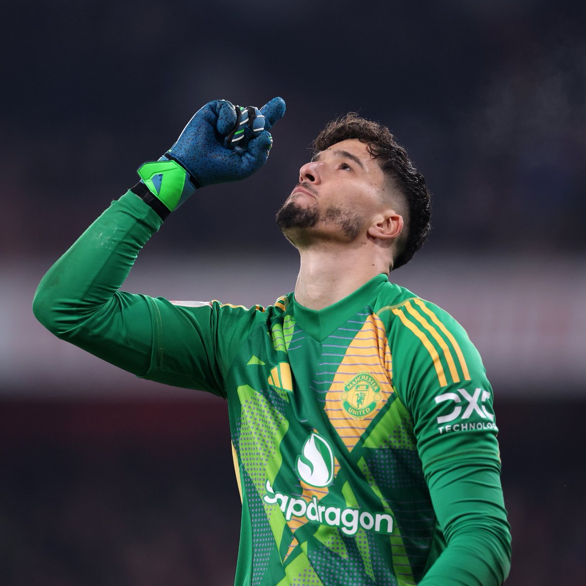 Performa bintang lima dari beliau ini. ⭐️⭐️⭐️⭐️⭐️

<a href="/AltayBayindir_1/">Altay Bayındır</a> ☝️

#MUFC || #FACup