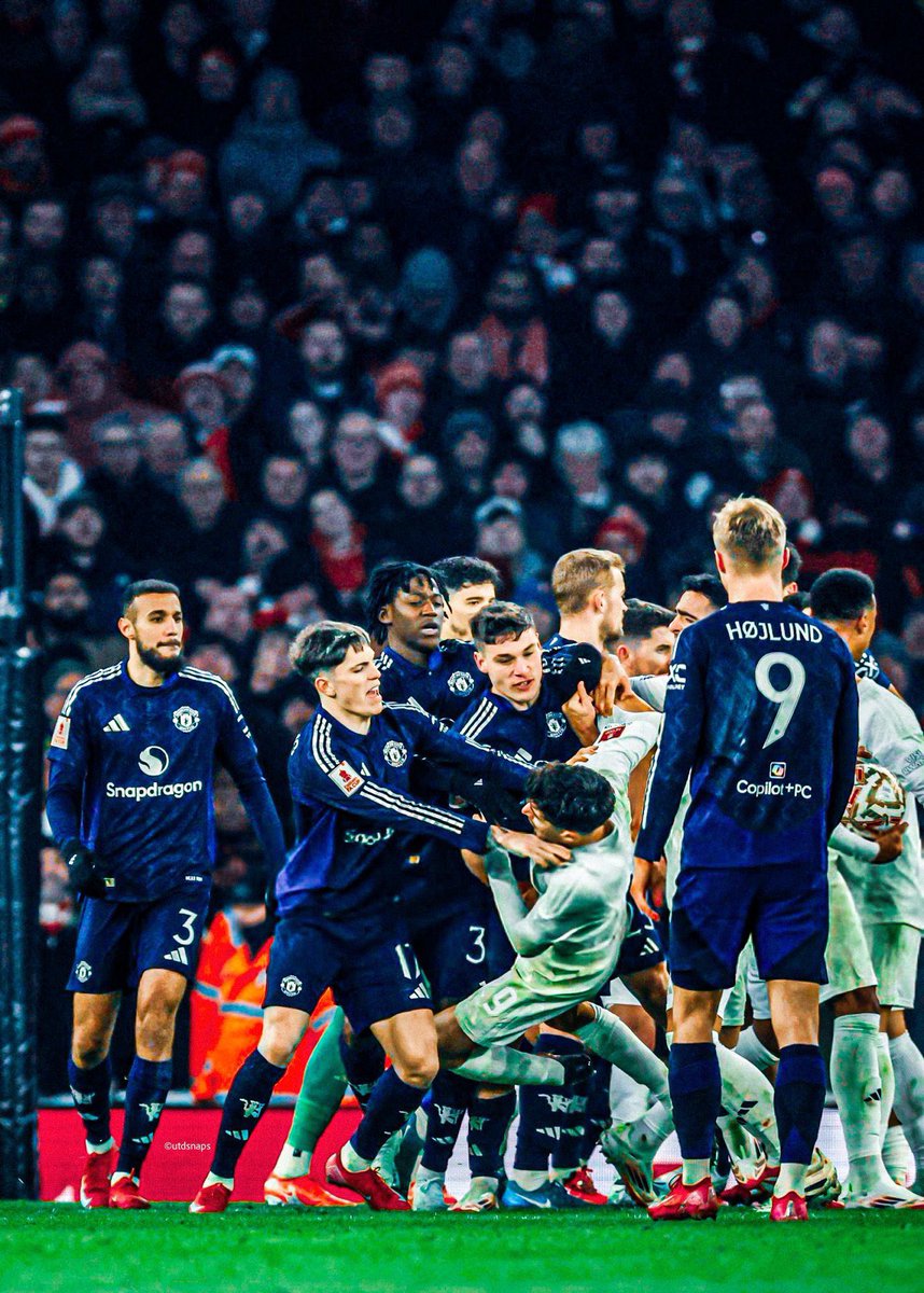 What a game..

Strong mentality and fighting spirit from #mufc