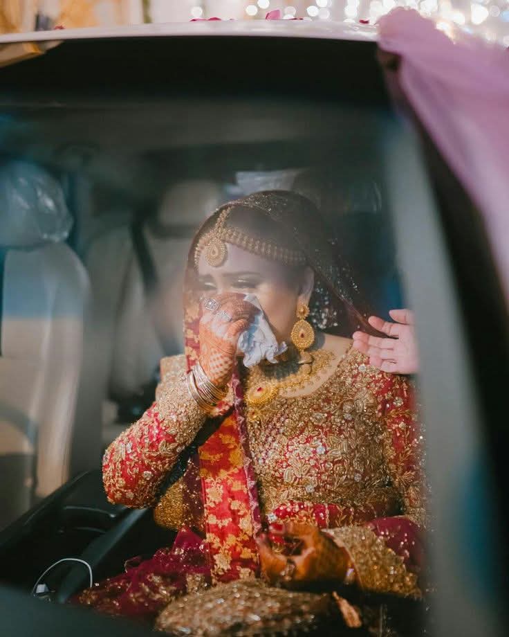तृप्त ...🖤 tweet media