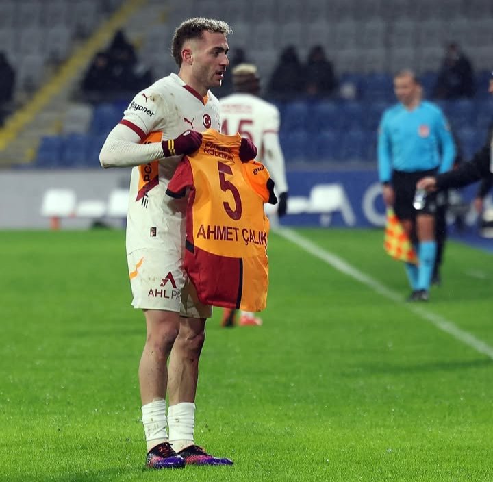 uaceycey10's tweet photo. Ahmet çalık ♾️

Başakşehir-Galatasaray https://t.co/hLnqCi194s