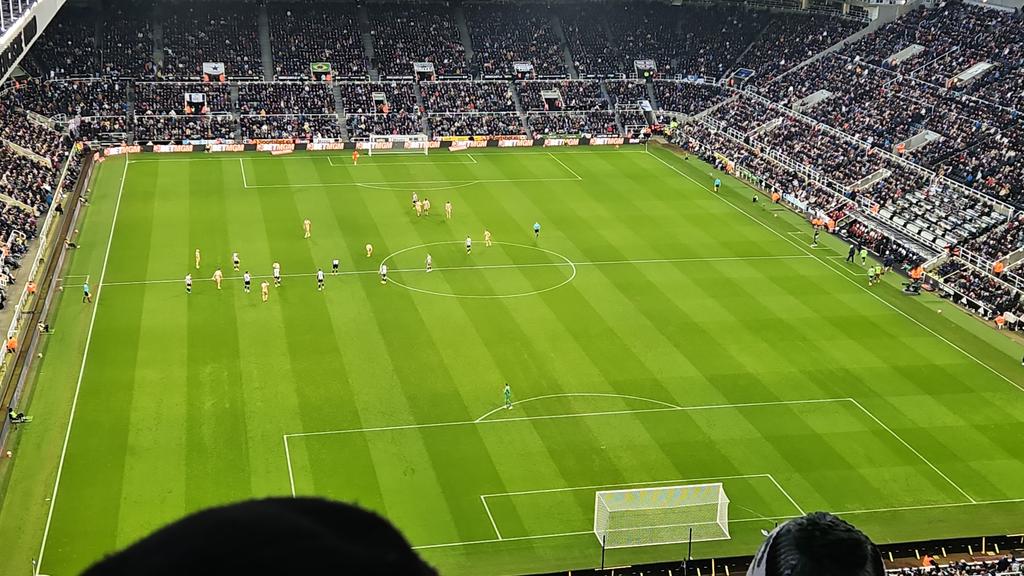 LesFairhurst's tweet photo. Thank you @bromleyfc for a fantastic day. You did us so proud https://t.co/9yPCMro1OM