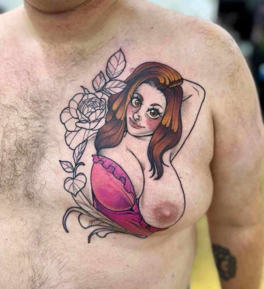 ayeejuju's tweet photo. this has to be the craziest tattoo of all time 😭 https://t.co/bOXMSu7mk7