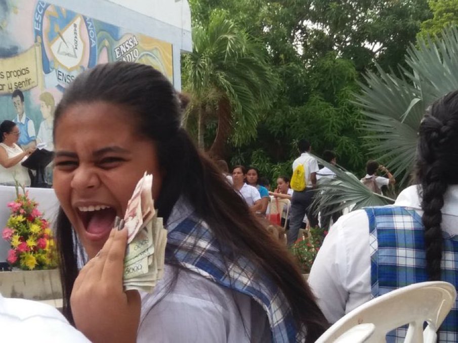 chikiibaby69's tweet photo. AYER me GANE 40K en el TRABAJO 🤑🤑 https://t.co/Mw0mPWJeqW