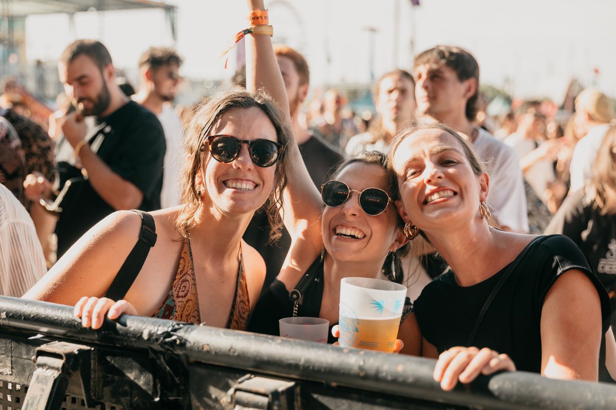 Si pudieras beberte una ⭐ con un artista o banda de Cooltural 2025, ¿con quién sería?🧐💚

Puede o no estar en el cartel porque… ¡Aún queda mucho por confirmar!🤭

Recuerda, para no dejar de brindar puedes hacerte con tu promo en nuestra web 👈🏻