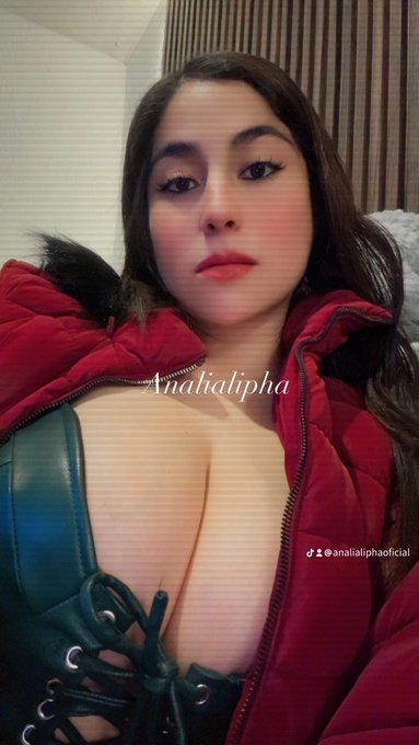 Hoy alas 10:00 pm estaré transmitiendo en onlyfans te espero por allá amor ?????? https://t.co/Xz5EUu76we
#analialipha
#soyanalialipha
#RT