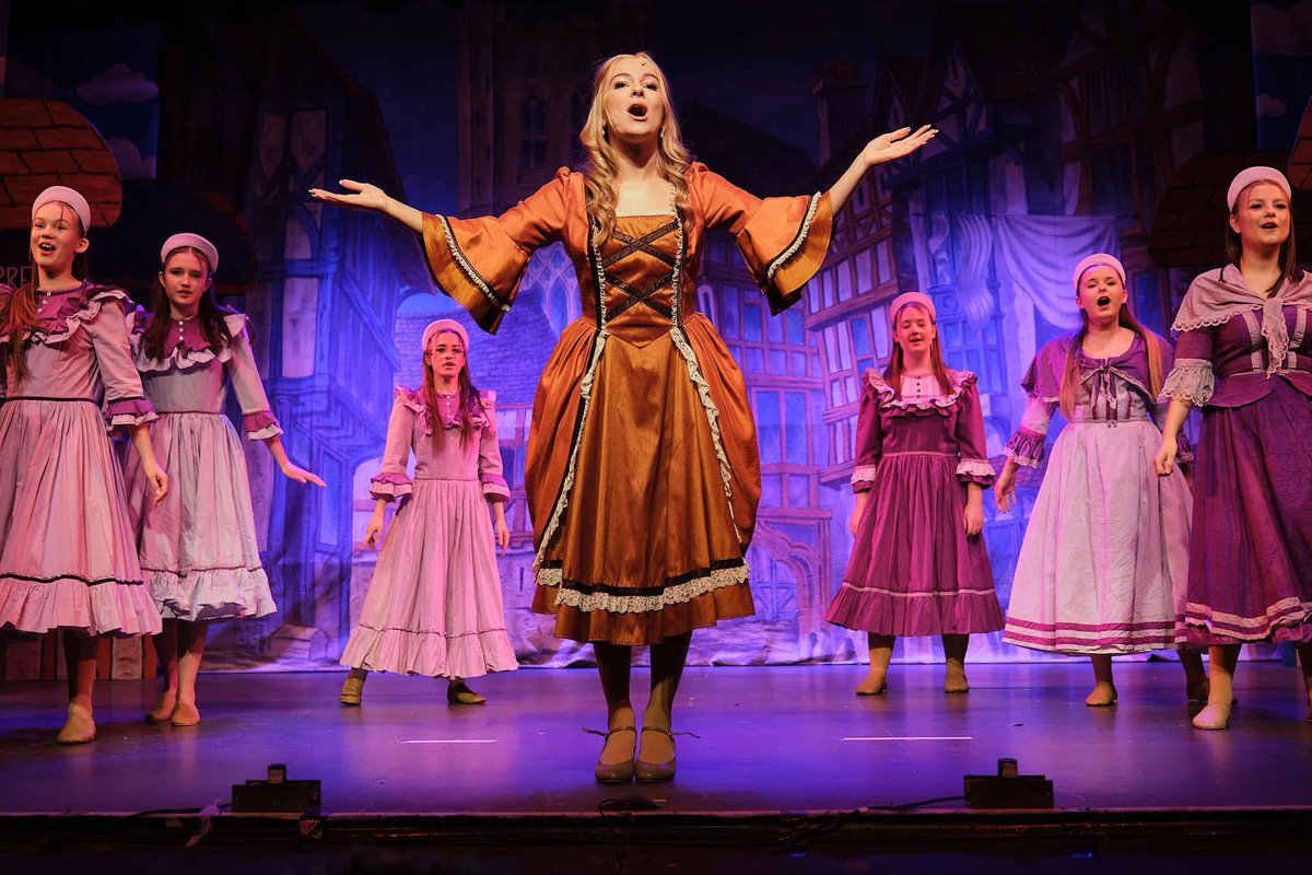 Whitby's Apollo Players tweet media