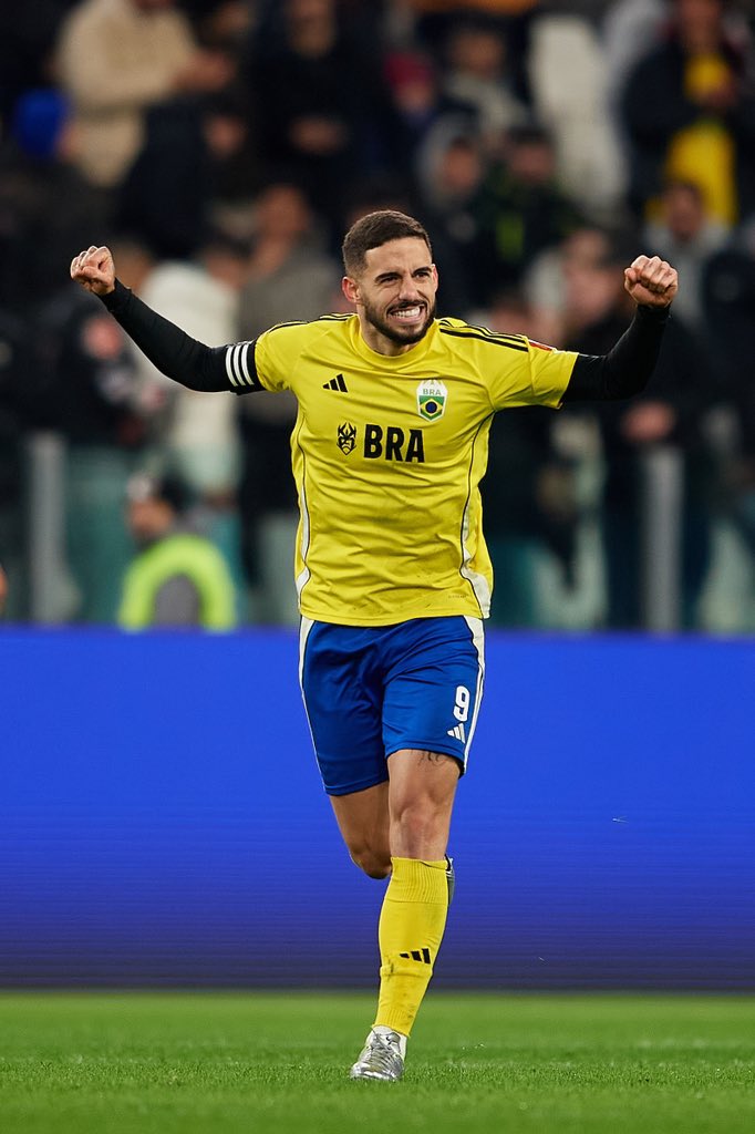 O MELHOR DE TODOS OS TEMPOS. 👑

<a href="/kelvinON95/">Kelvin Oliveira</a> marcou o segundo do BRASIL!

#KingsWorldCupNations