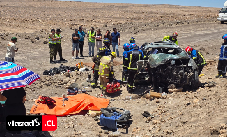 VilasRadio's tweet photo. #ACCIDENTE FATAL
Choque frontal en el kilómetro 1.920 en cuesta Tana.
Hasta ahora se informa de dos fallecidos y dos pacientes lesionados que serán trasladados en helicóptero de la Fuerza Aérea para entregar atención oportuna. 
Ruta cortada en ambos sentidos. #noticiaendesarrollo 

 #AltoHospicio #PozoAlmonte #Huara #Pica #Camiña #Colchane #Tarapacá #Chile #Tamarugal