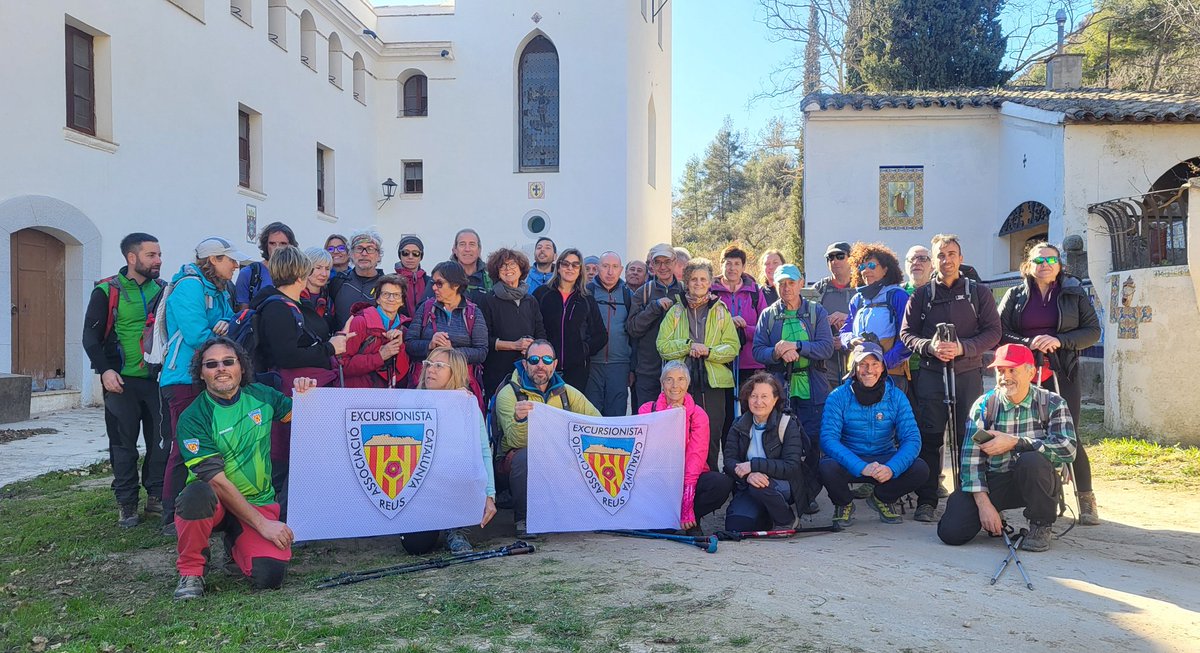 AEC_Reus's tweet image. 45 persones avui a l'excursió organitzada per l'AEC de Reus amb el suport del Consell Esportiu del Baix Camp: 
La Vilella Baixa, Coll de la Creu, Grau dels Bous, Racó de Montalts, Mas Déu, Font de Cavaloca, Mas Roger i Pont de Cavaloca
ca.wikiloc.com/rutes-senderis…
#AECReus #FEEC
