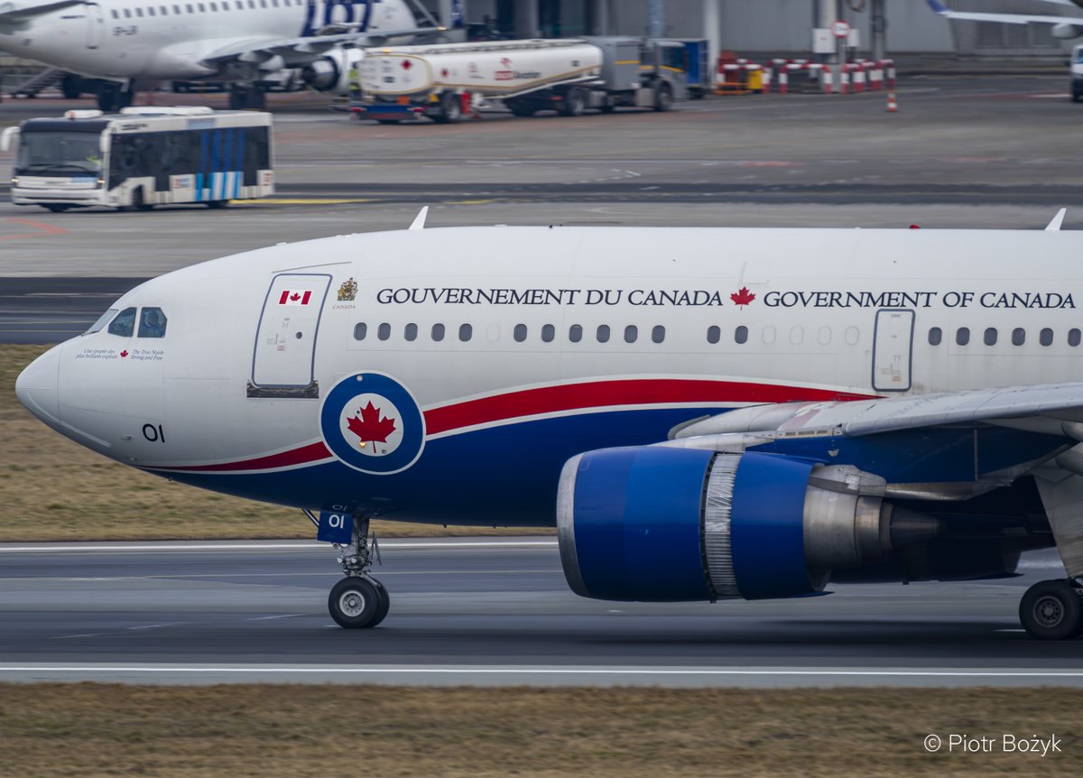 PiotrBozyk's tweet photo. EN/PL: January 6 marks the retirement of @RCAF_ARC   15001, the VIP version of Canada’s @Airbus  #CC150 Polaris which has carried Prime Ministers, Governor Generals, Royalty, and most importantly, canadian troops since the early 90s👉https://t.co/BkaIJf0hrQ She began life with Wardair, and was bought by the Government of Canada, after Wardair sadly was sold to Canadian Airlines, which went bankrupt shortly thereafter. The call sign of the VIP-configured CC-150 is known officially as CAN Force One when the PM is onboard. Here pictured at #ChopinAirport in March 2022 during a visit by Canadian Prime Minister @JustinTrudeau and in March 2023 during a visit with military officials / 6 stycznia br. został oficjalnie wycofany z użytku pierwszy #Airbus CC-150 #Polaris w wersji VIP Kanadyjskich Królewskich Sił Powietrznych (Royal Canadian Air Force - #RCAF) o numerach taktycznych 15001. Początkowo należał do linii Wardair, a następnie został zakupiony przez rząd Kanady, po tym jak Wardair został sprzedany Canadian Airlines, które wkrótce potem zbankrutowały. Callsign CC-150 skonfigurowanego dla VIP-ów, gdy na pokładzie znajduje się premier, to CAN Force One. Tutaj na zdjęciu na #LotniskoChopina w marcu 2022 r. podczas wizyty kanadyjskiego premiera Trudeau oraz w marcu 2023 r. podczas wizyty z oficjelami wojskowymi. #avgeek #aviation #Kanada #Canada #avia #lotnictwo #CC150Polaris #VIP #GOV #A310