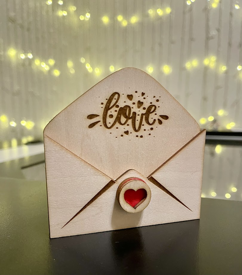 Handmade 3mm basswood gift card holder—ideal for teachers, friends, or coworkers. 💌 Unique, natural wood charm.
partyshopbygenny.etsy.com/listing/185771…