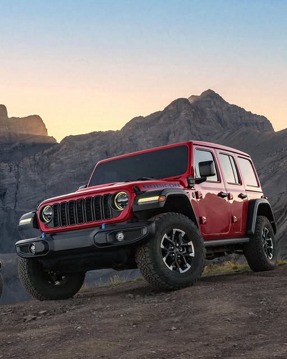 CourtesyCJD's tweet photo. Outrun the sun. https://t.co/bBP0hwcqcG